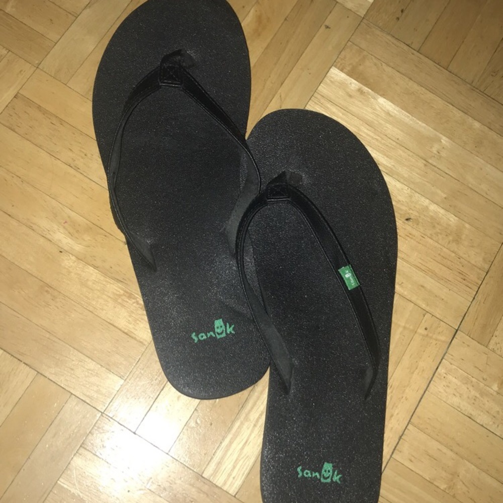 Black Sanuk Flip Flops